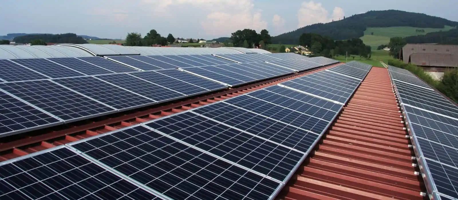 paneles-solares-en-industria.jpg